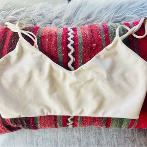 MIKOH swimwear white/cream Kumu bikini top small✨✨